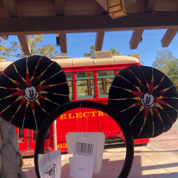 Disney Accessories - Disney California Adventure Headband